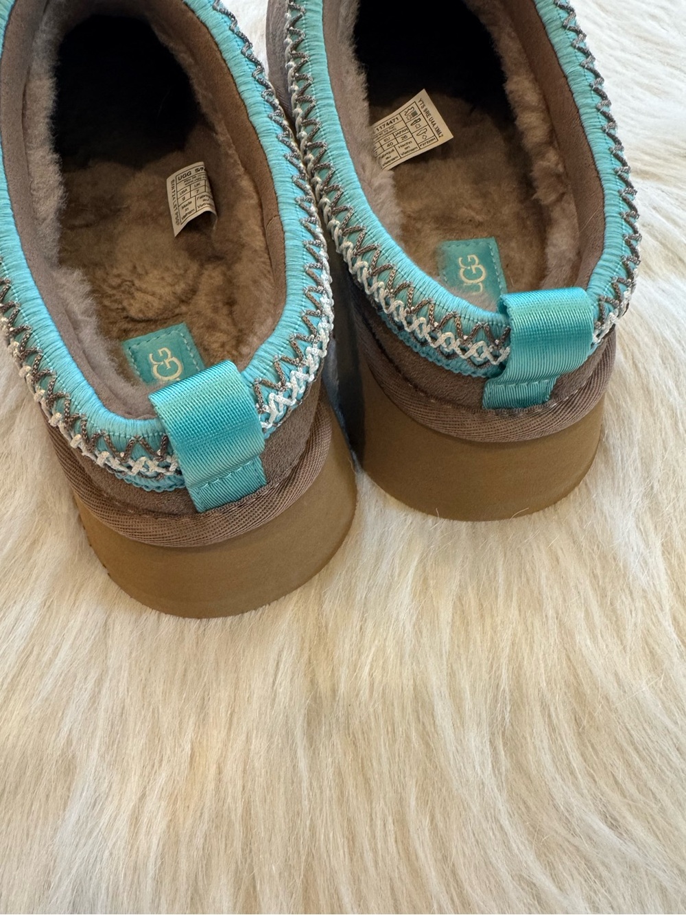 NEW UGG Tazz II Platform Slipper Caribou Sapphire Ice 💙🤍🤎 - Picture 6 of 10
